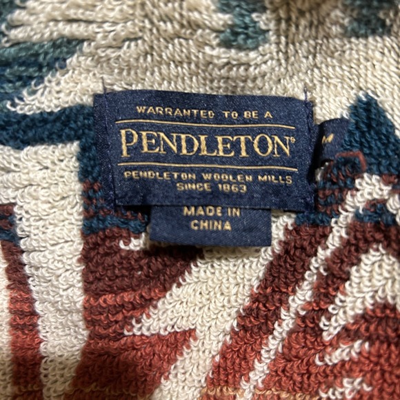 Pendleton Silver Blue Harding Star Robe is Southwestern Sage Green M - Picture 7 of 9